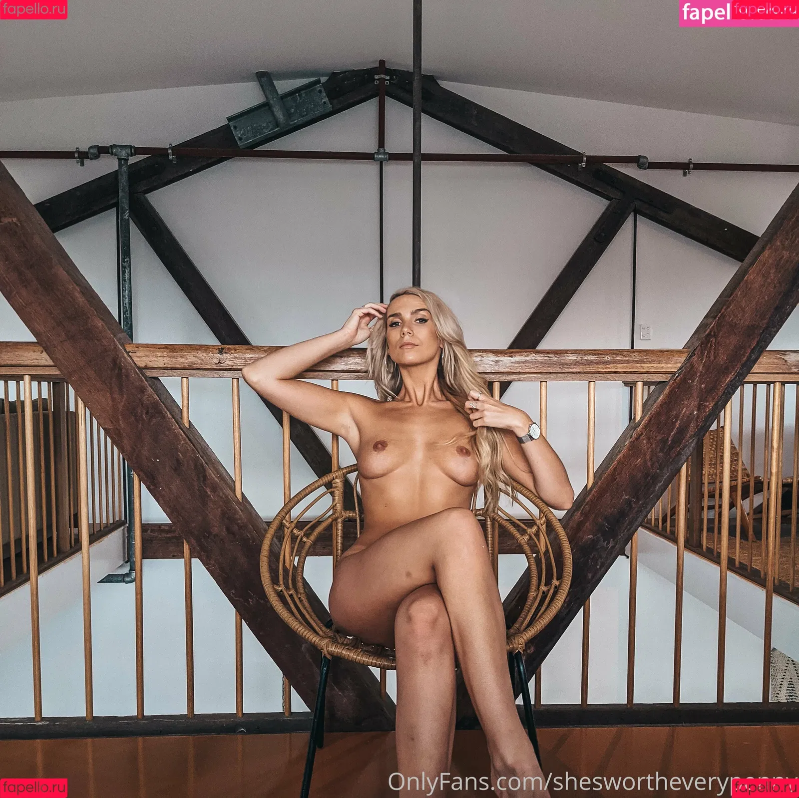 sheswortheverypenny Onlyfans Photo Gallery 