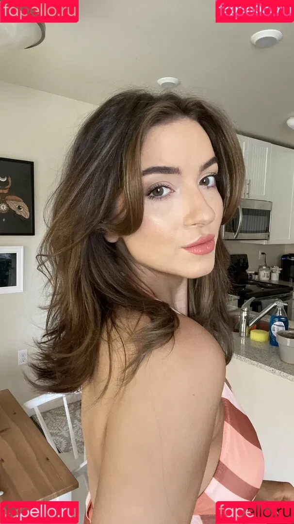 Novaleesi Onlyfans Photo Gallery 