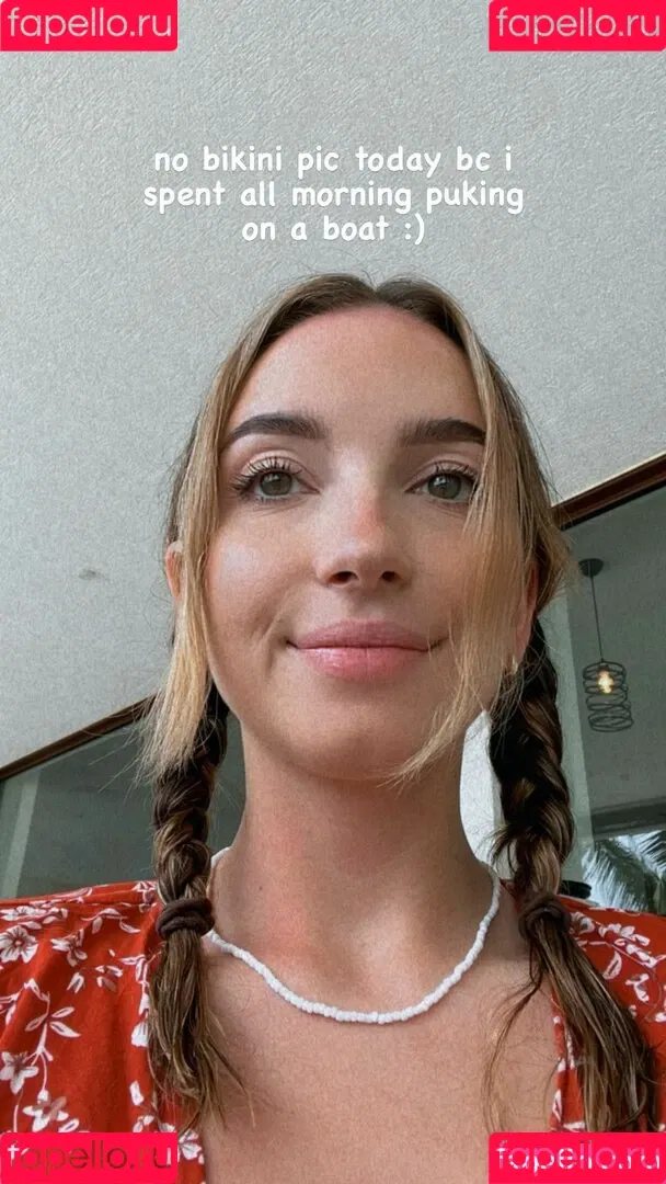 Novaleesi Onlyfans Photo Gallery 