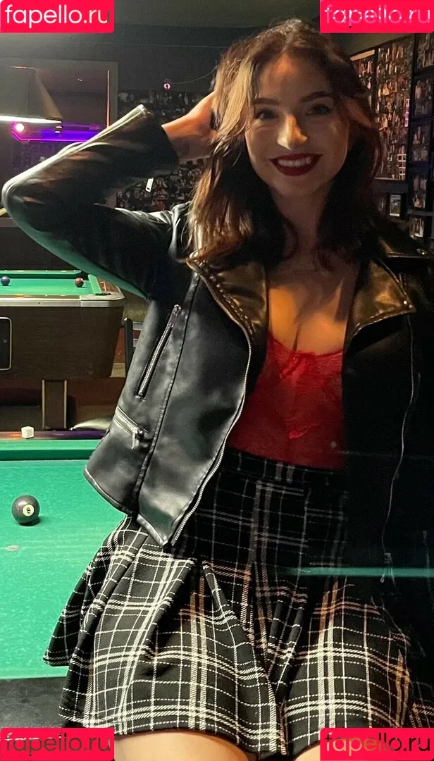 Novaleesi Onlyfans Photo Gallery 