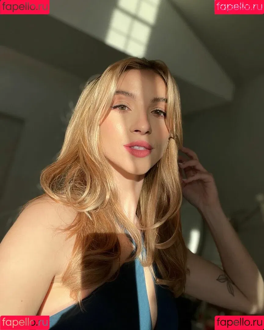 Novaleesi Onlyfans Photo Gallery 