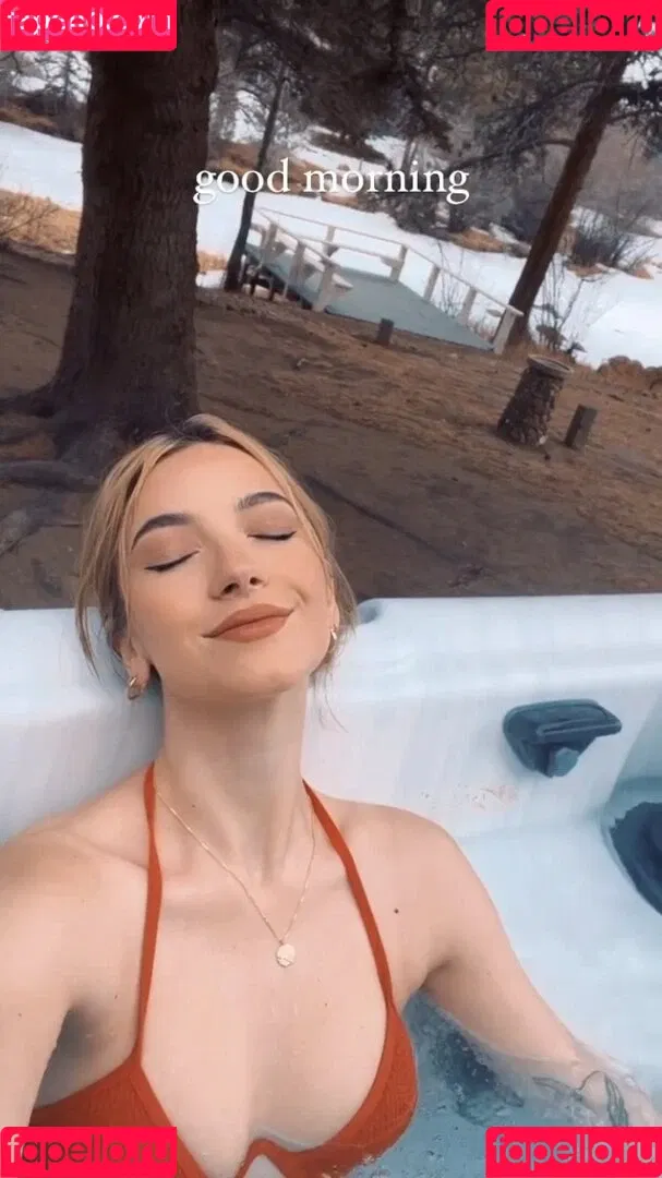 Novaleesi Onlyfans Photo Gallery 