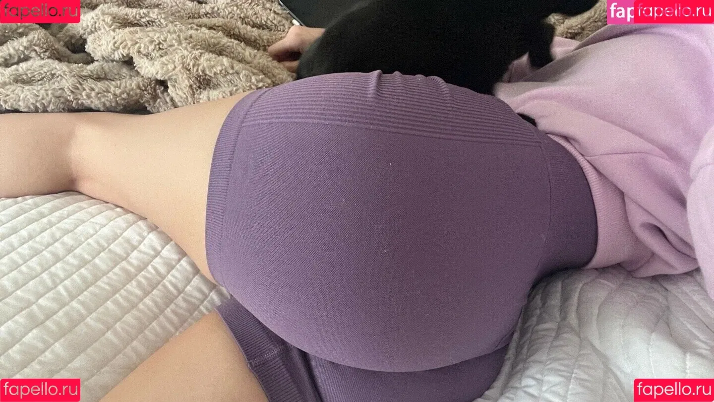 Novaleesi Onlyfans Photo Gallery 