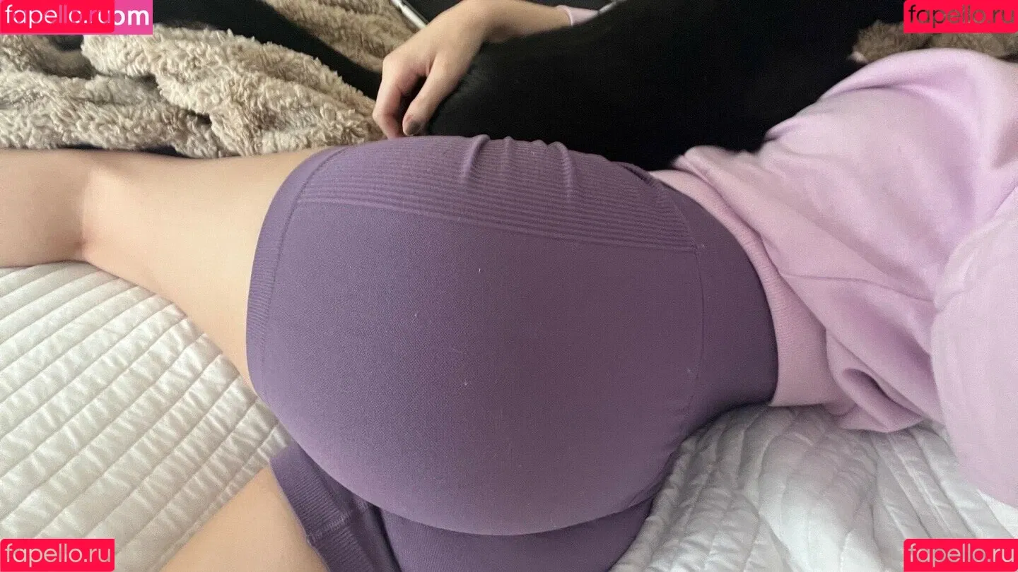 Novaleesi Onlyfans Photo Gallery 