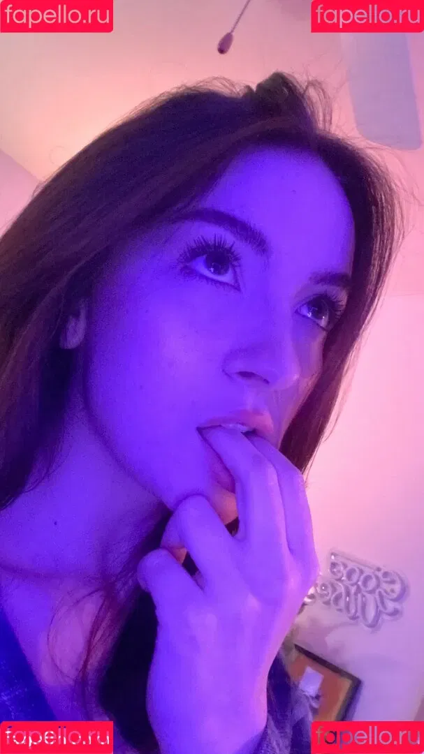 Novaleesi Onlyfans Photo Gallery 