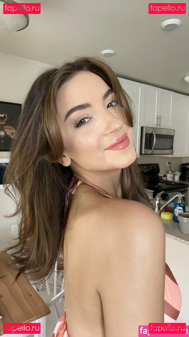 Novaleesi Onlyfans Photo Gallery 