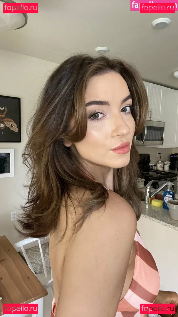 Novaleesi Onlyfans Photo Gallery 