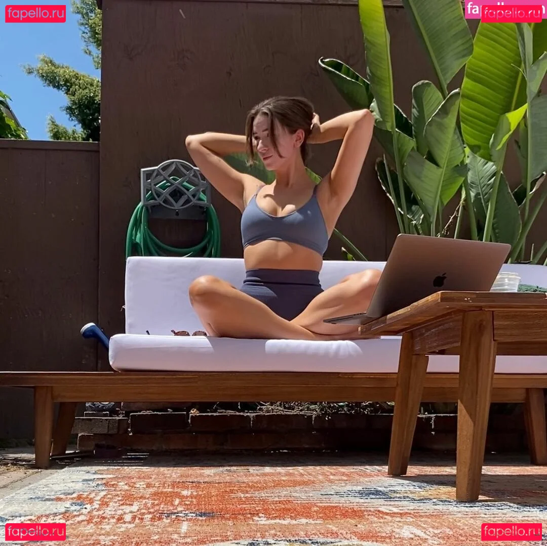 Novaleesi Onlyfans Photo Gallery 