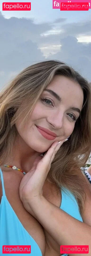 Novaleesi Onlyfans Photo Gallery 