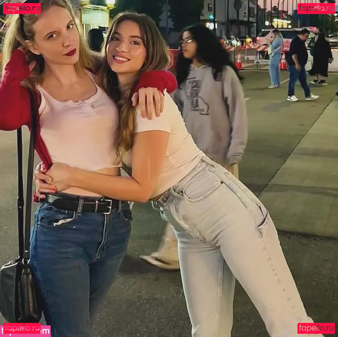 Novaleesi Onlyfans Photo Gallery 