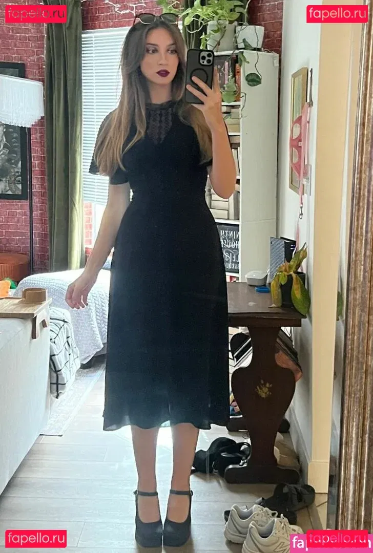 Novaleesi Onlyfans Photo Gallery 