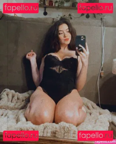 Novaleesi Onlyfans Photo Gallery 