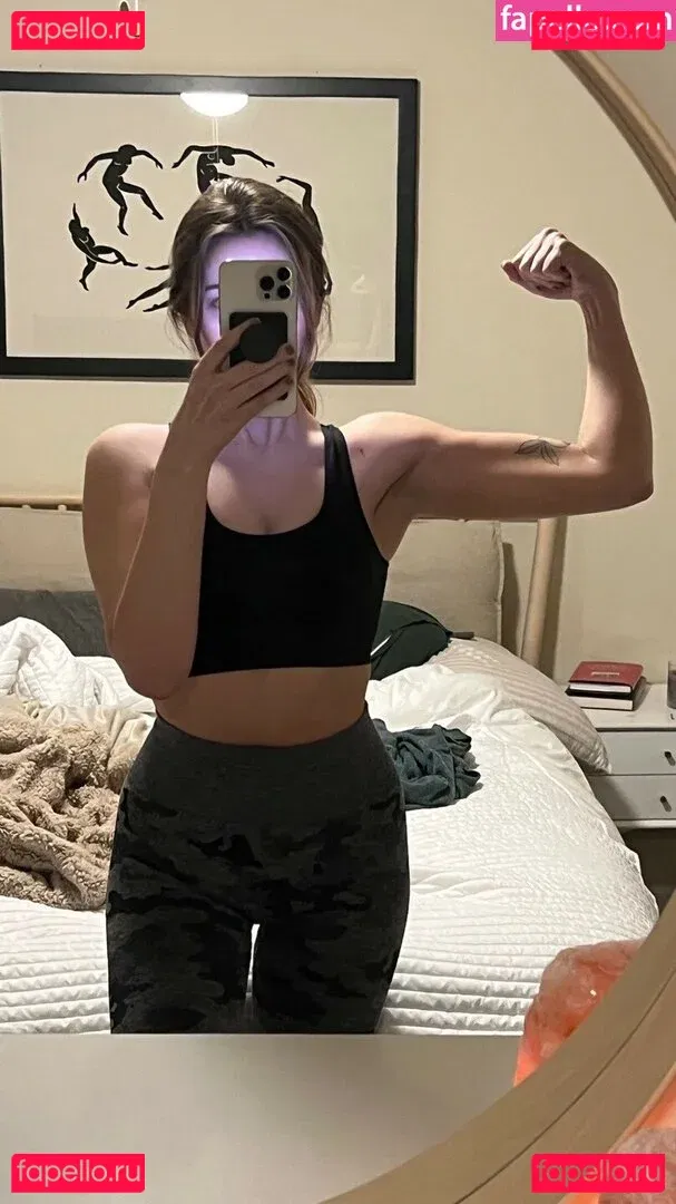 Novaleesi Onlyfans Photo Gallery 