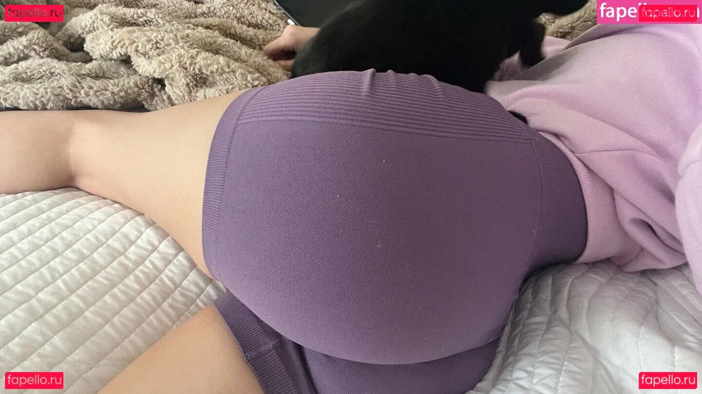 Novaleesi Onlyfans Photo Gallery 