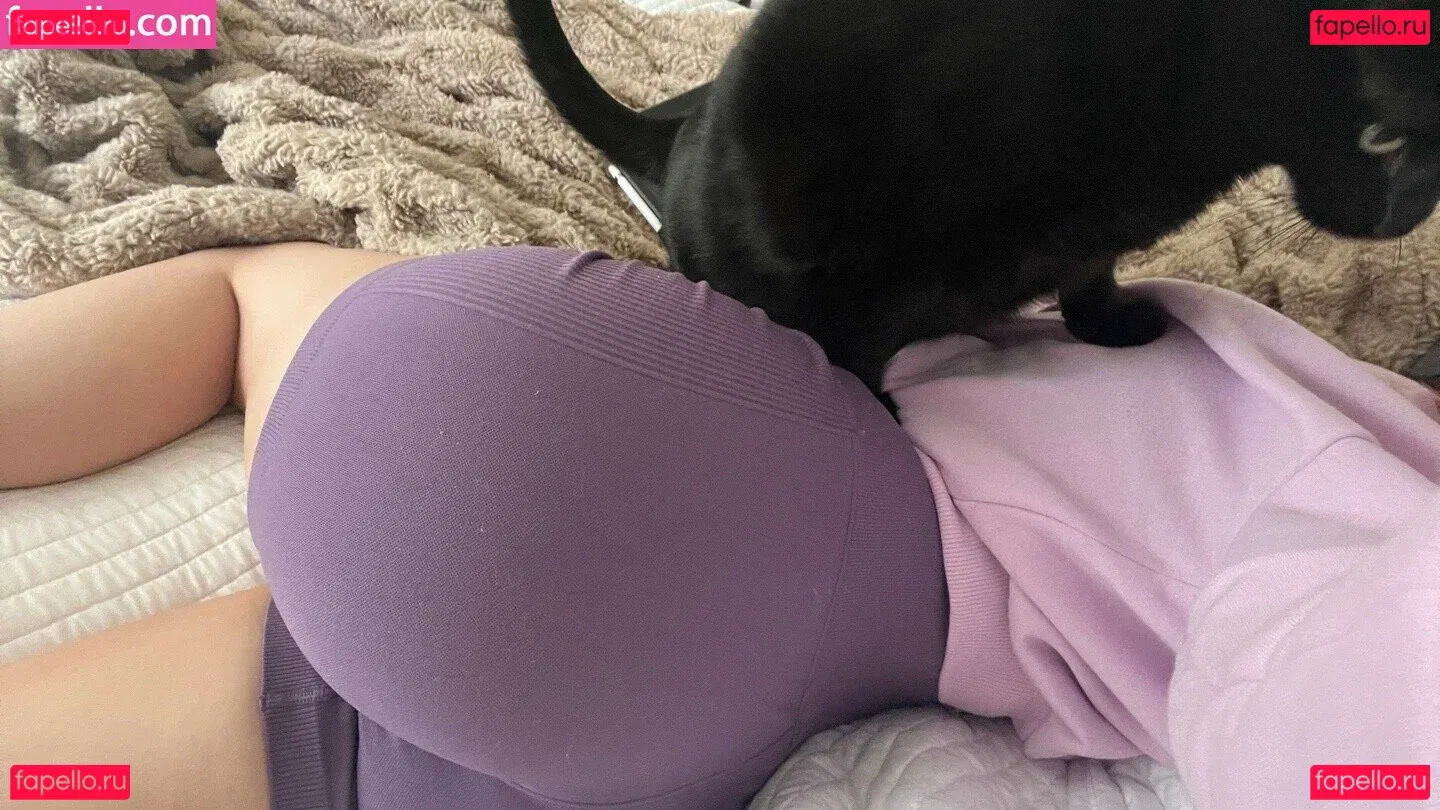 Novaleesi Onlyfans Photo Gallery 