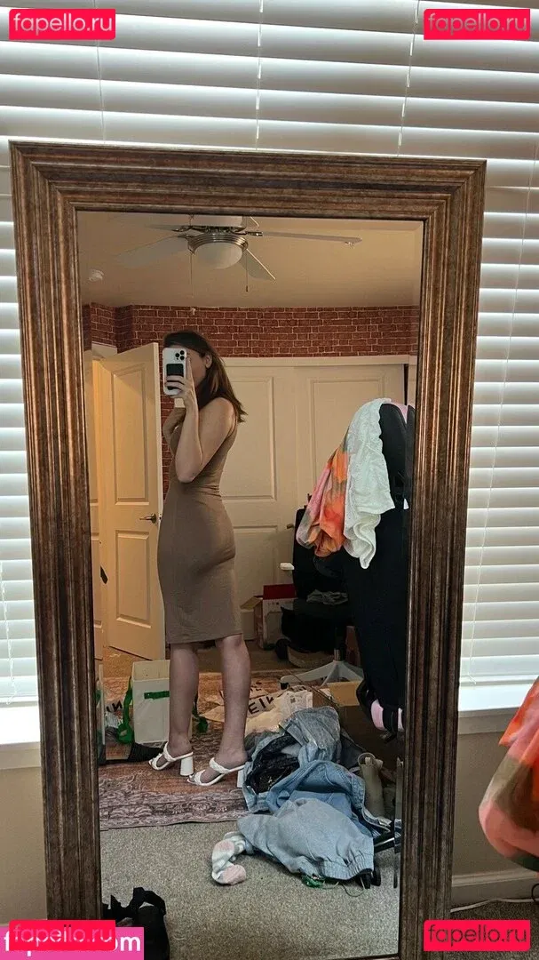 Novaleesi Onlyfans Photo Gallery 