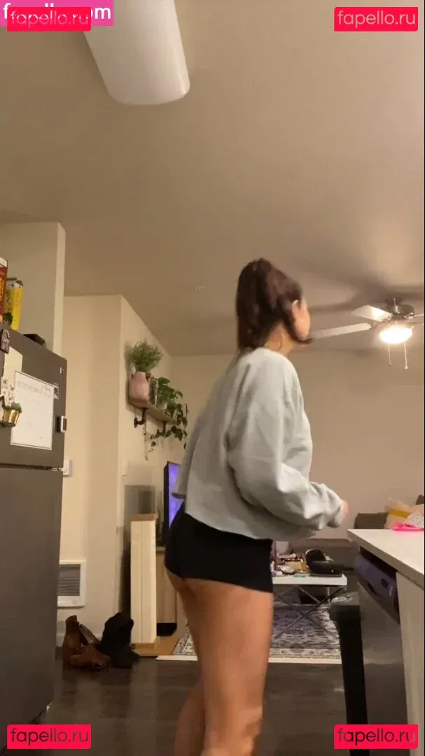 Novaleesi Onlyfans Photo Gallery 