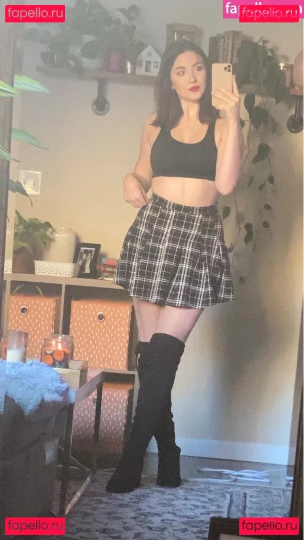 Novaleesi Onlyfans Photo Gallery 