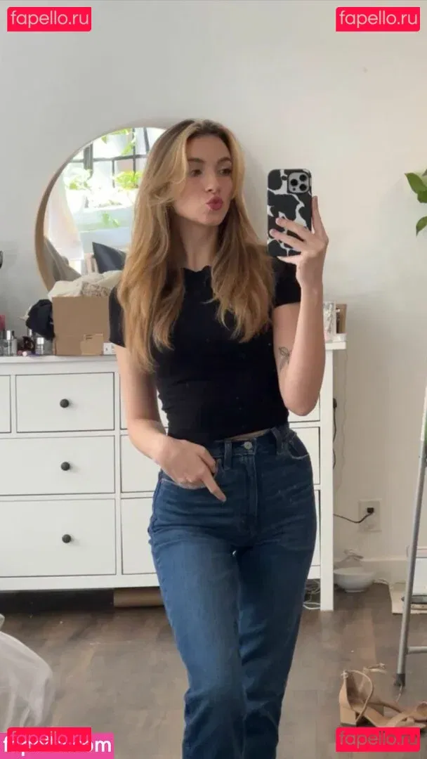 Novaleesi Onlyfans Photo Gallery 