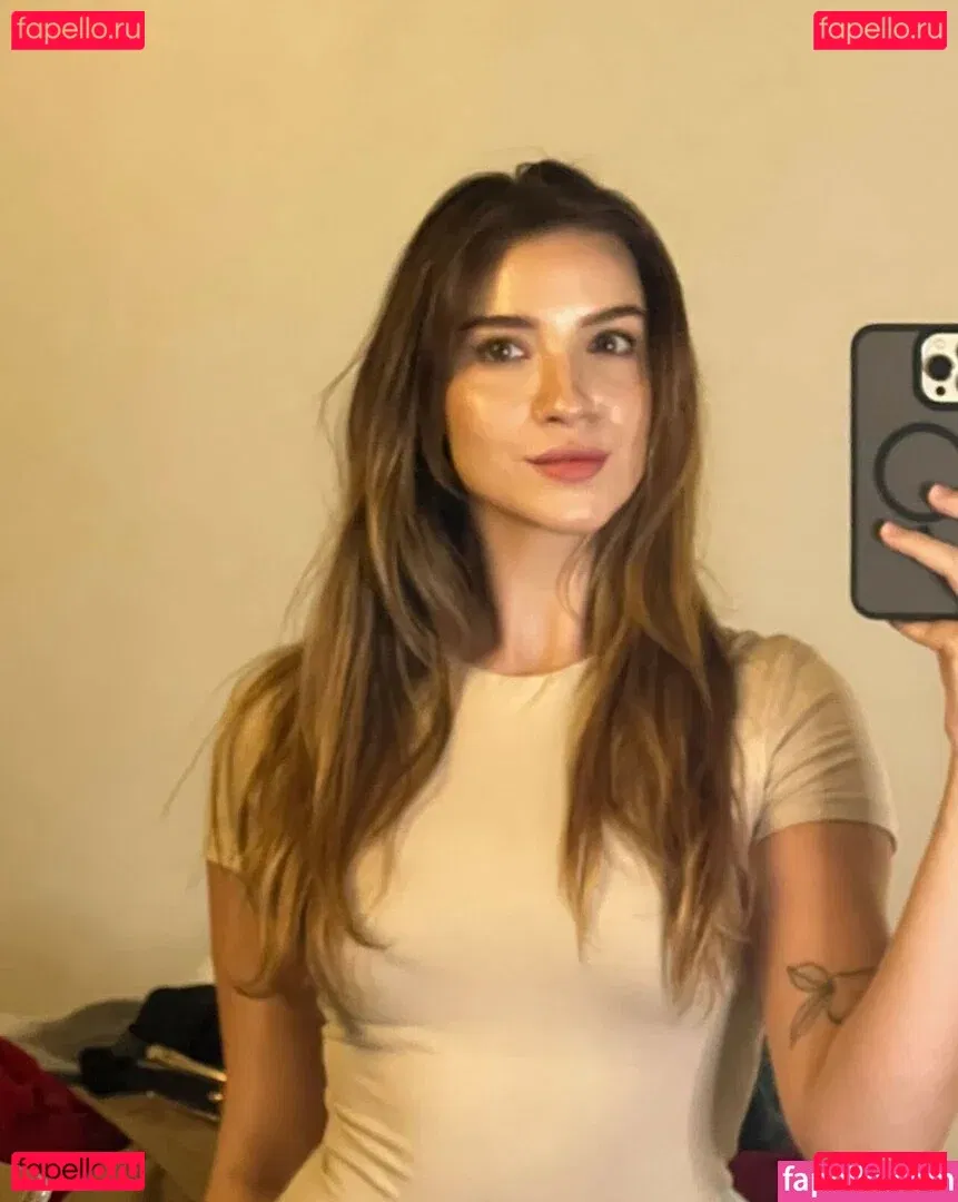 Novaleesi Onlyfans Photo Gallery 