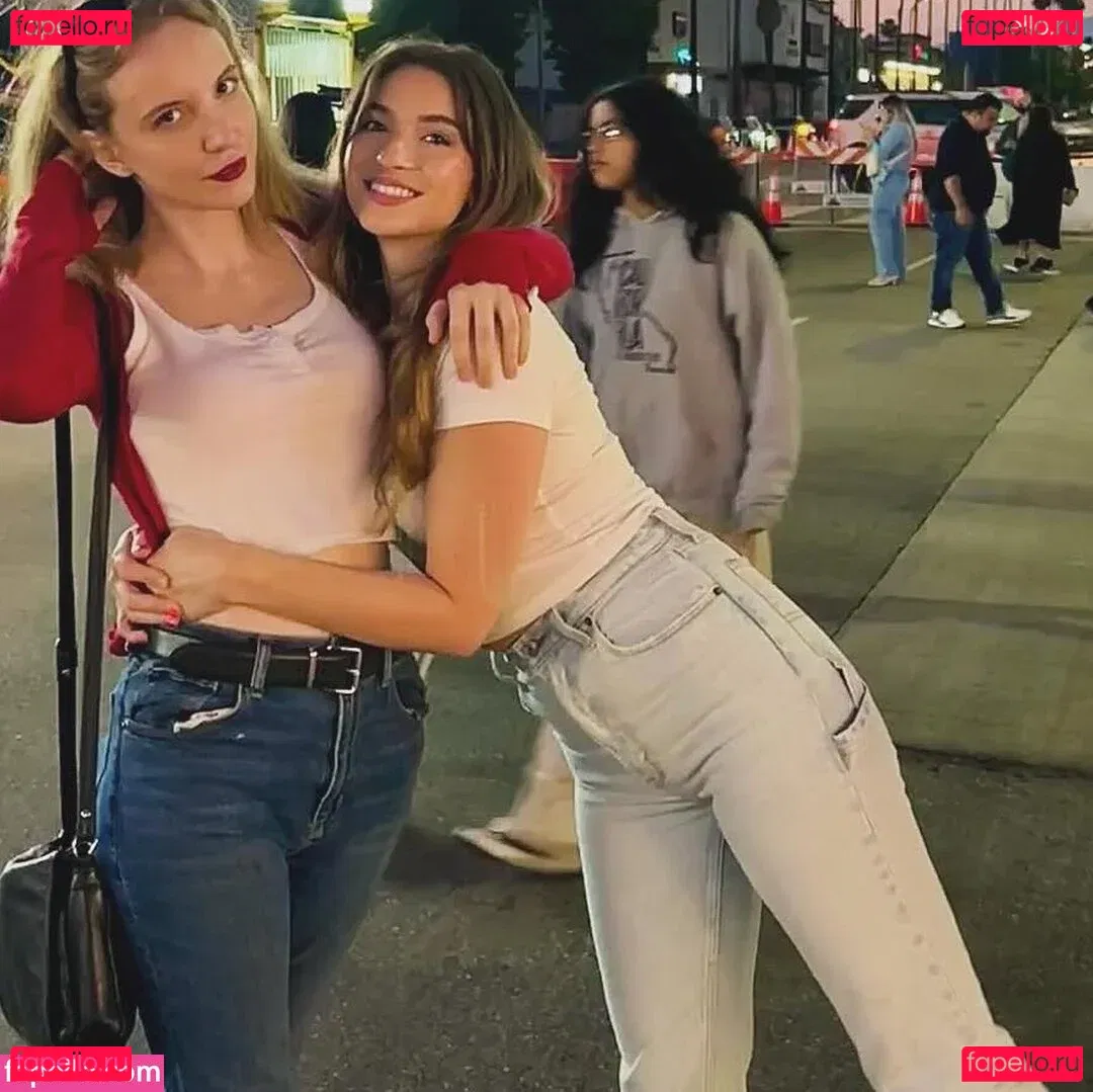 Novaleesi Onlyfans Photo Gallery 