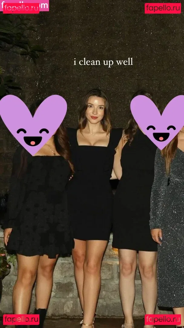 Novaleesi Onlyfans Photo Gallery 