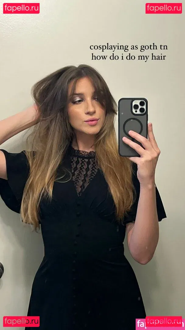 Novaleesi Onlyfans Photo Gallery 