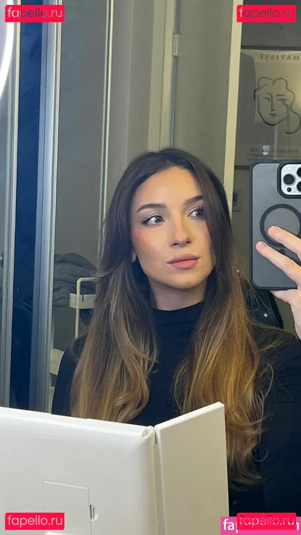 Novaleesi Onlyfans Photo Gallery 