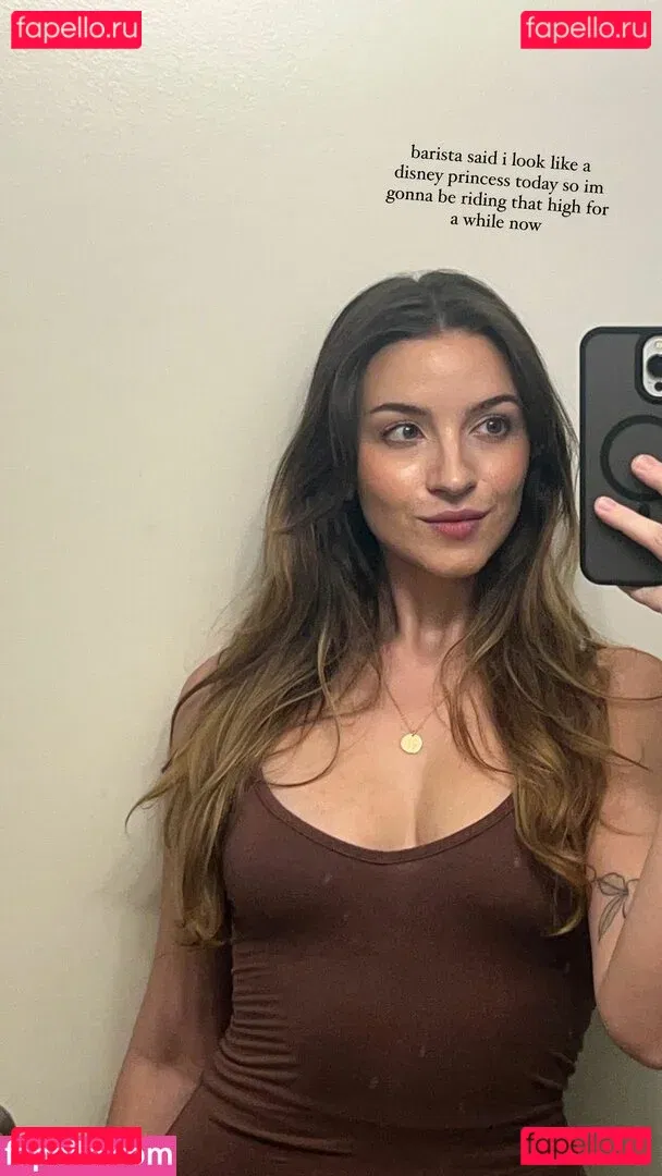 Novaleesi Onlyfans Photo Gallery 