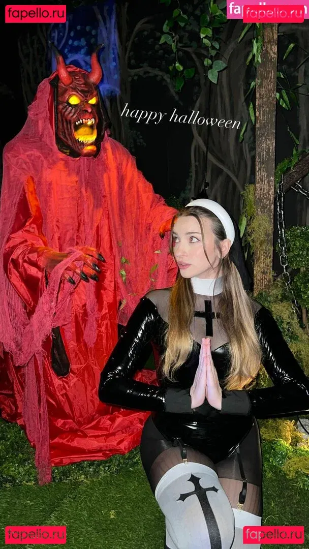 Novaleesi Onlyfans Photo Gallery 