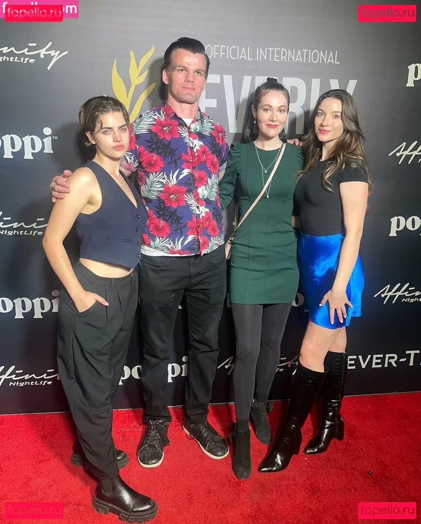 Novaleesi Onlyfans Photo Gallery 