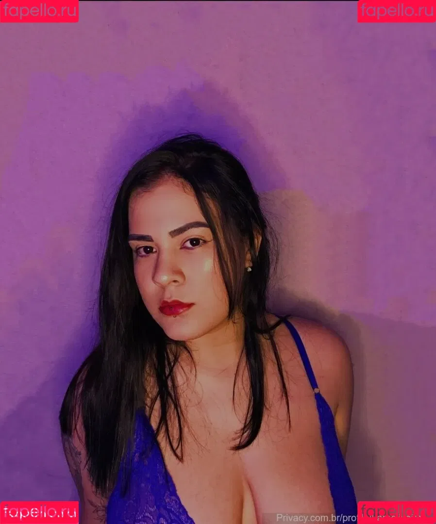 Laraoliveiraof Onlyfans Photo Gallery 