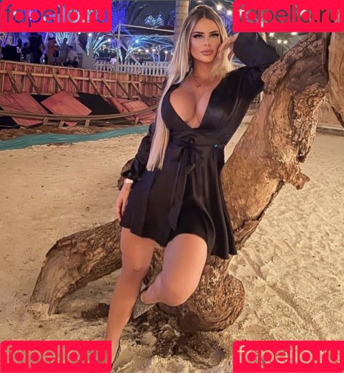 Denise Rocha Onlyfans Photo Gallery 