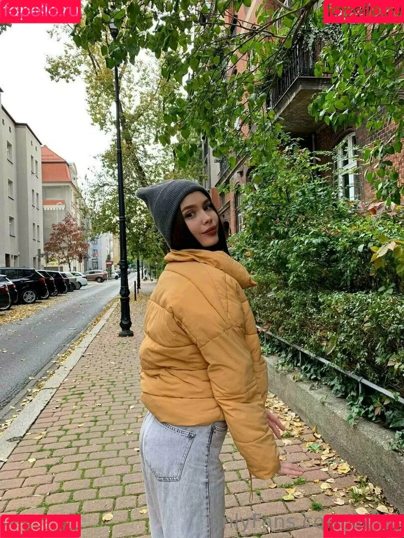 holy.polly Onlyfans Photo Gallery 