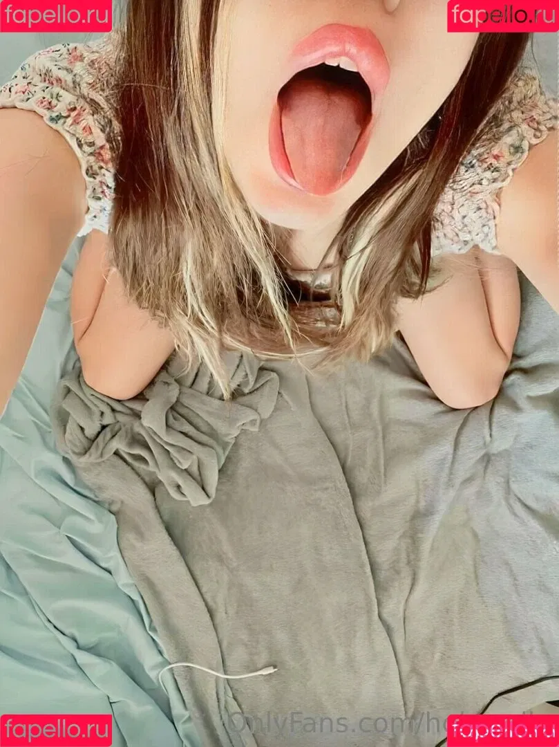 holy.polly Onlyfans Photo Gallery 