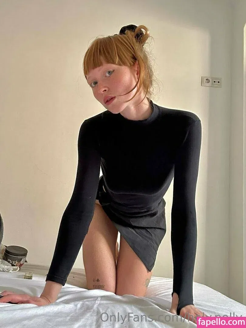 holy.polly Onlyfans Photo Gallery 