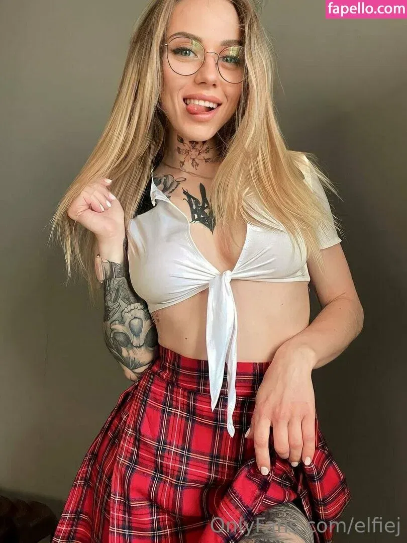 holy.polly Onlyfans Photo Gallery 