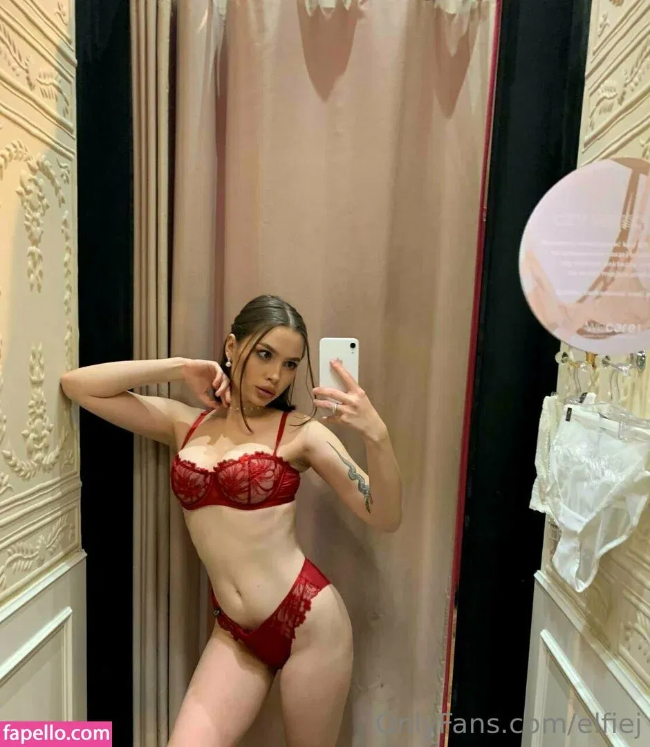 holy.polly Onlyfans Photo Gallery 