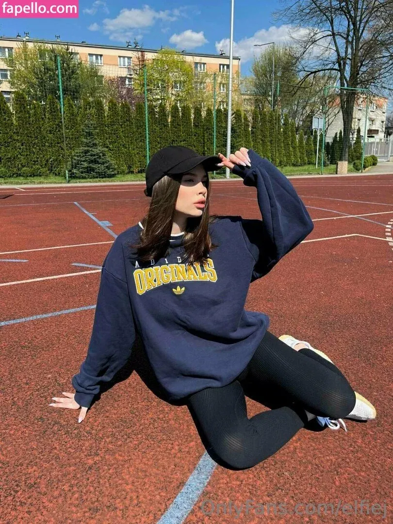 holy.polly Onlyfans Photo Gallery 