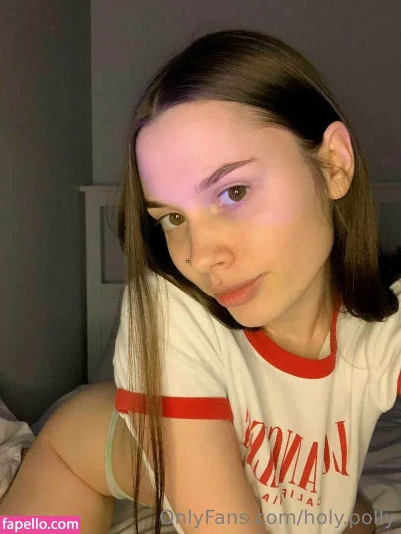 holy.polly Onlyfans Photo Gallery 