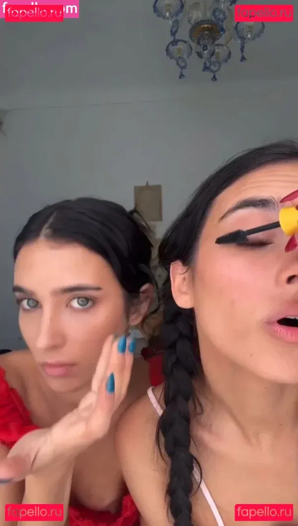 Elisa & Renne Herbert Twins Onlyfans Photo Gallery 