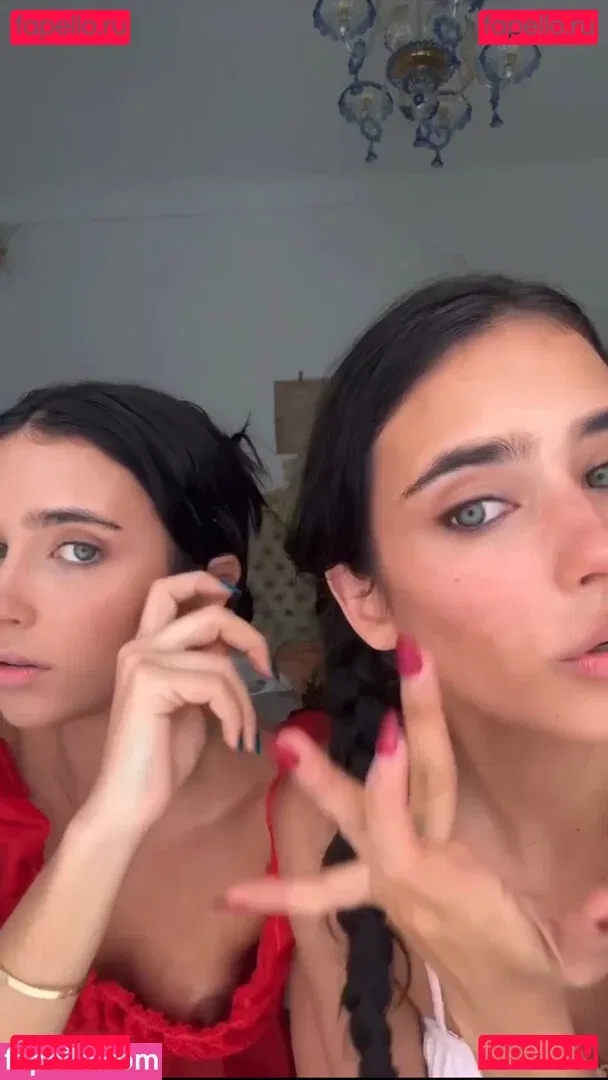 Elisa & Renne Herbert Twins Onlyfans Photo Gallery 