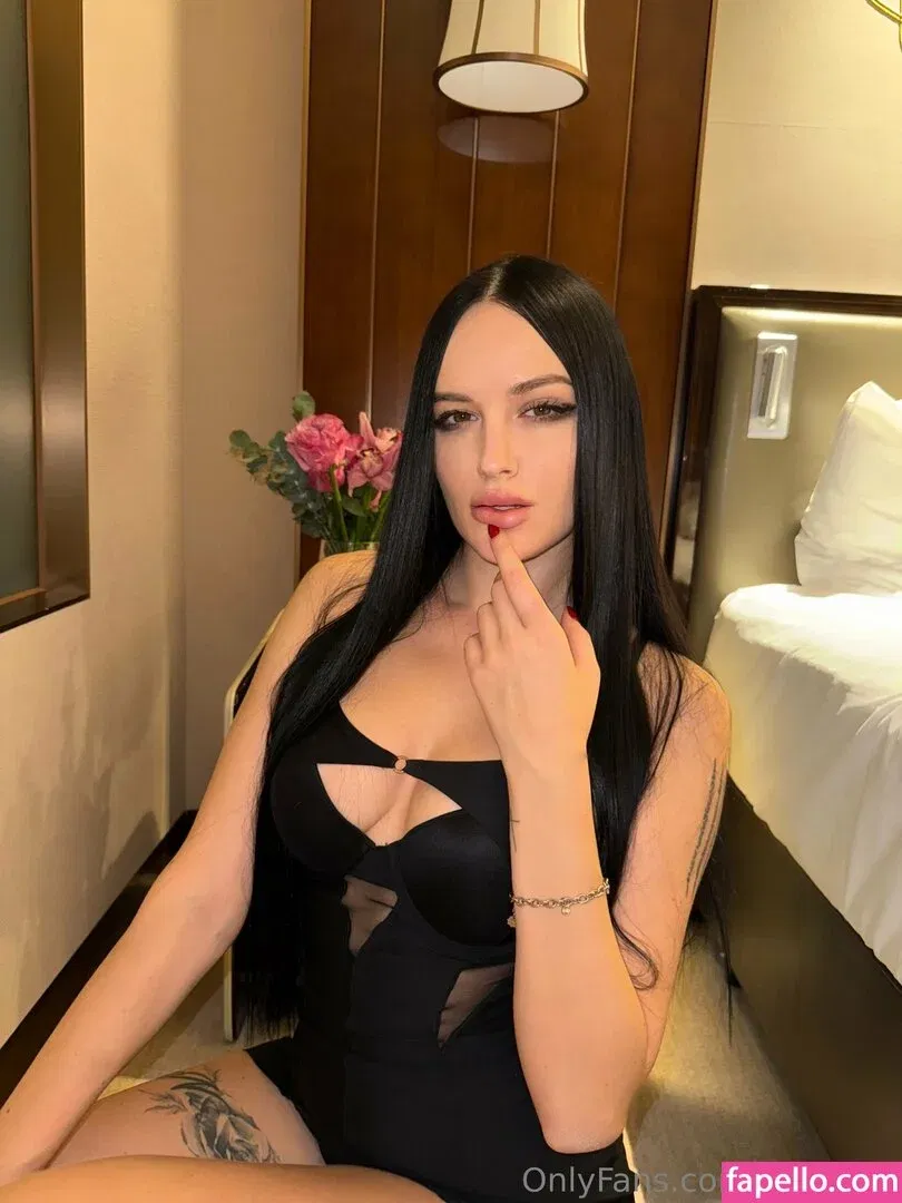 xxmillaa Onlyfans Photo Gallery 