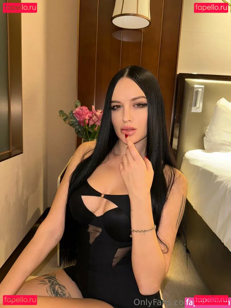 xxmillaa Onlyfans Photo Gallery 