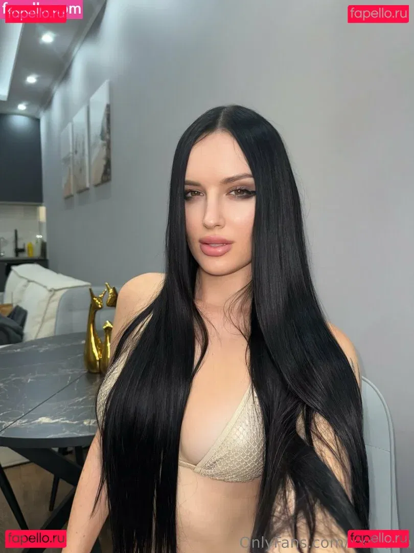 xxmillaa Onlyfans Photo Gallery 