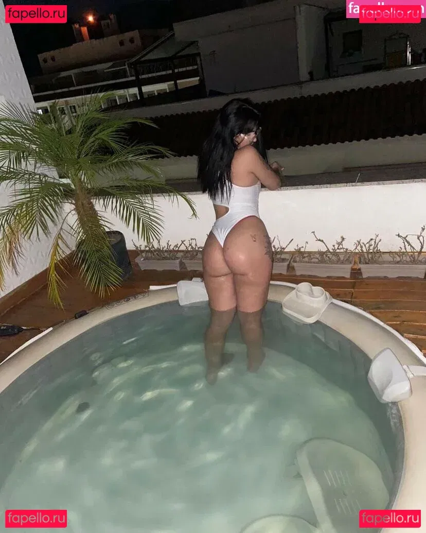 Vikachkafit Onlyfans Photo Gallery 