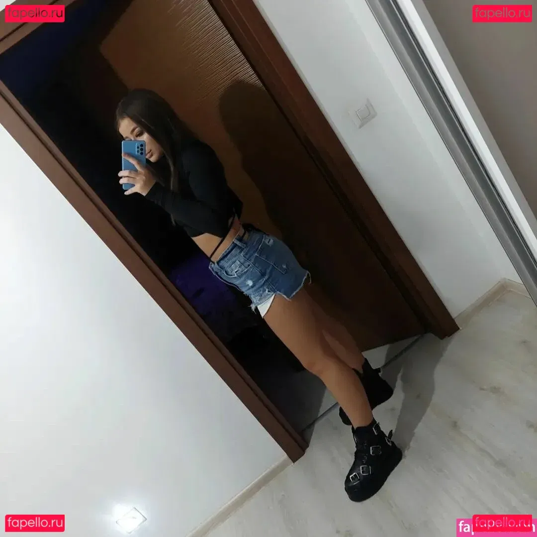 roxanasilvanasandu Onlyfans Photo Gallery 