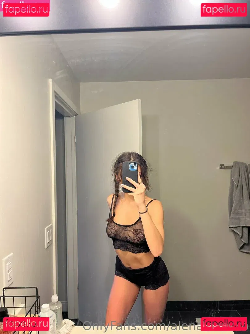 alenalovesxo Onlyfans Photo Gallery 