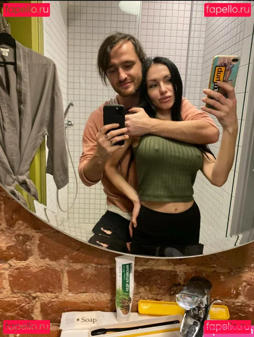 Megakikiboy Onlyfans Photo Gallery 