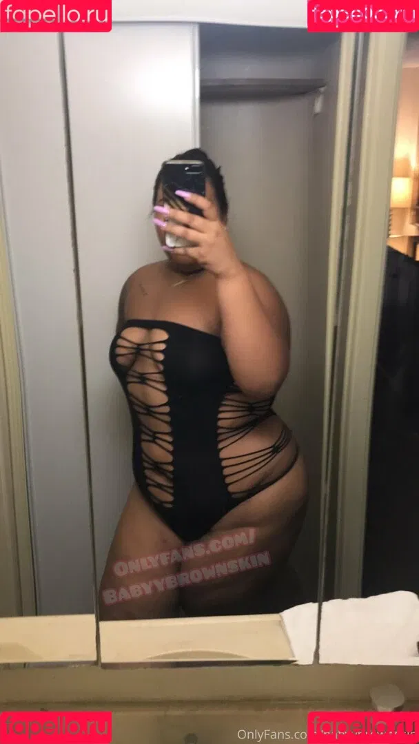 babyybrownskin Onlyfans Photo Gallery 